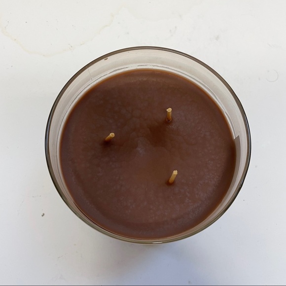 Bath & Body Works Hot Cocoa & Cream 3-Wick Candle HTF - Picture 2 of 4